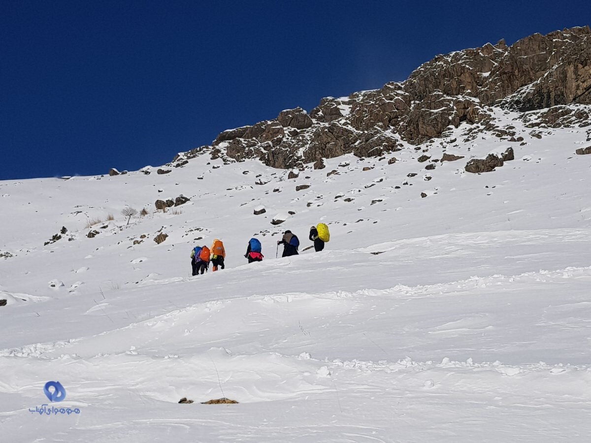 گردش زمستانی در قله‌های شمال تهران