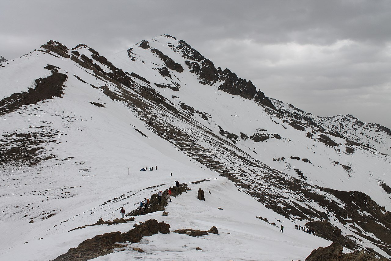 گردش زمستانی در قله‌های شمال تهران