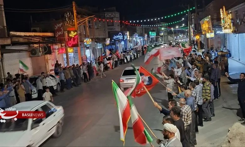مردم گتوند هر شب با تجمعات شبانه شعار «مرگ بر آمریکا» و «مرگ بر اسرائیل» مردم گتوند هر شب با تجمعات شبانه شعار «مرگ بر آمریکا» و «مرگ بر اسرائیل»