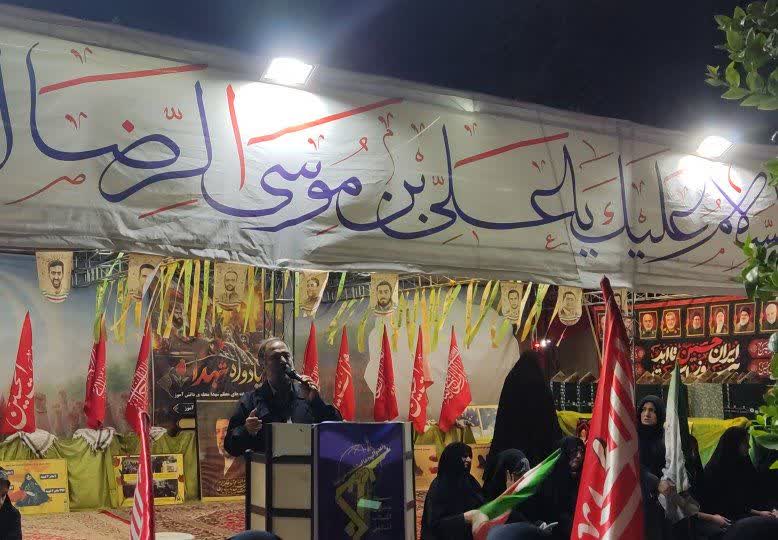 یادواره شهدای محله دانش‌آموز با تجلیل از خانواده‌های شهدا برگزار شد
