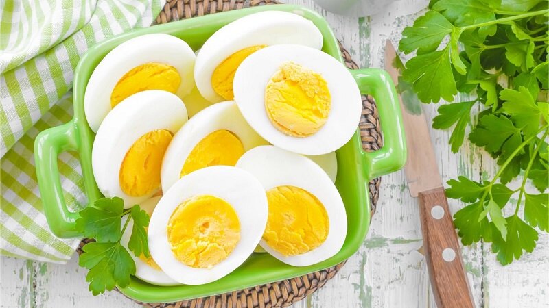 اگر هر روز تخممرغ بخورید، قند خونتان چه تغییری میکند؟ | دیابتیها تخممرغ بخورند یا نه؟