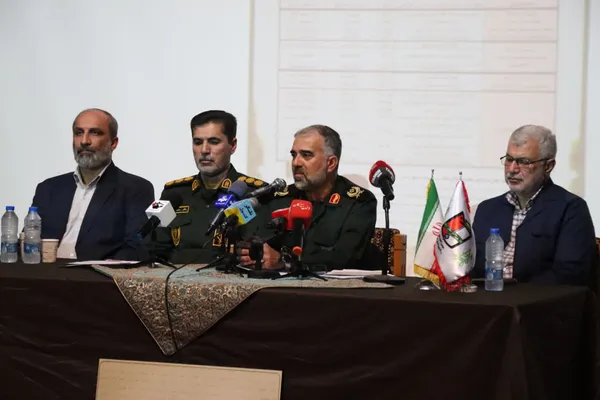 نشست خبری سردار حسینی با خبرنگاران و اصحاب رسانه برگزار شد
