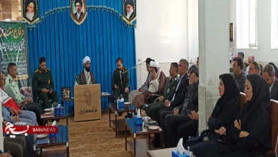 دیدار پاسداران و مسئولان شهرستان رزن با امام جمعه شهرستان+تصاویر