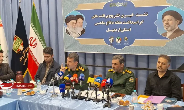 نمایش "ملت مبعوث شده" هر روز در نمایشگاه دفاع مقدس اجرا میشود نمایش "ملت مبعوث شده" هر روز در نمایشگاه دفاع مقدس اجرا میشود