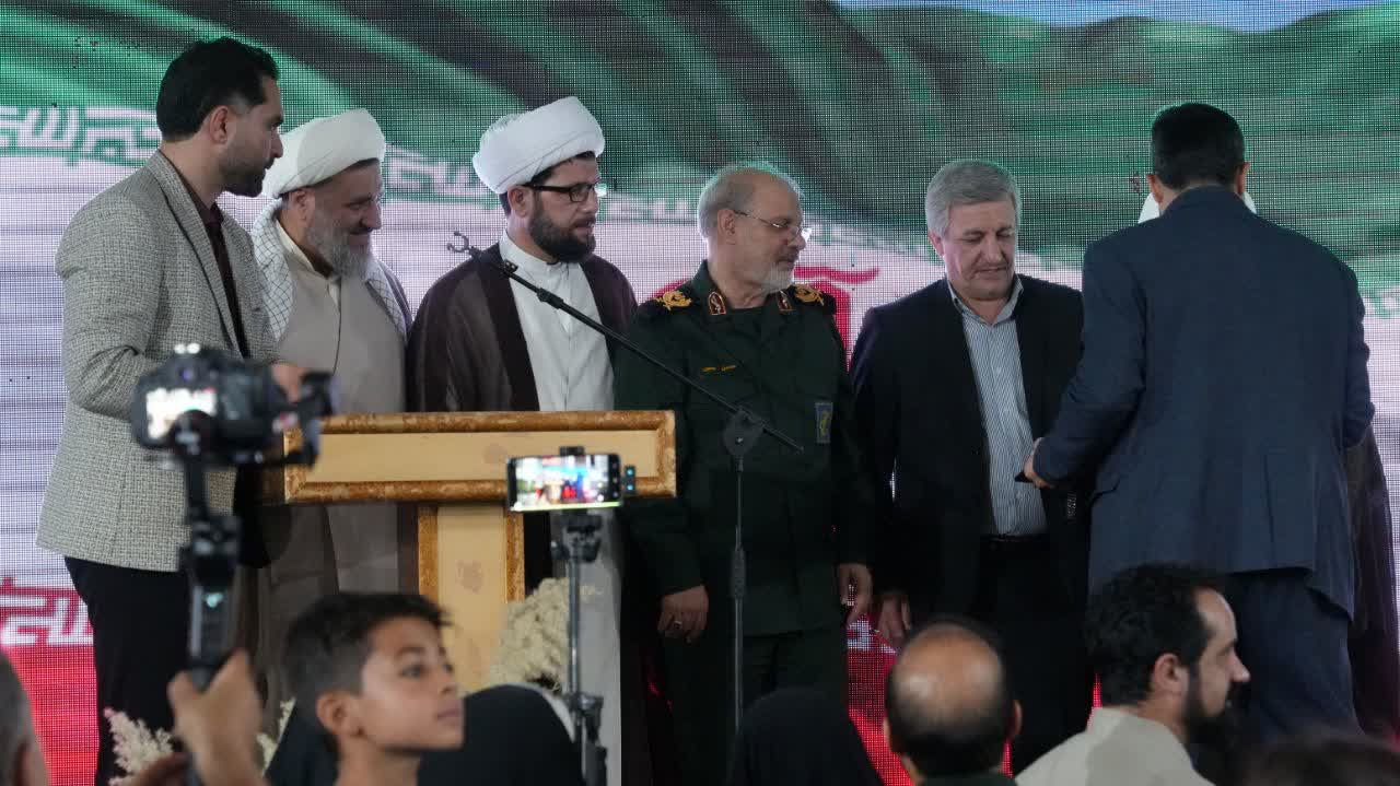 تا هفت شرط ایران محقق نشود دست از تنبیه آمریکا برنمی‌داریم/امروز موشک‌های ما قادر هستند پدافندهای چند لایه امریکا را نابود کنند