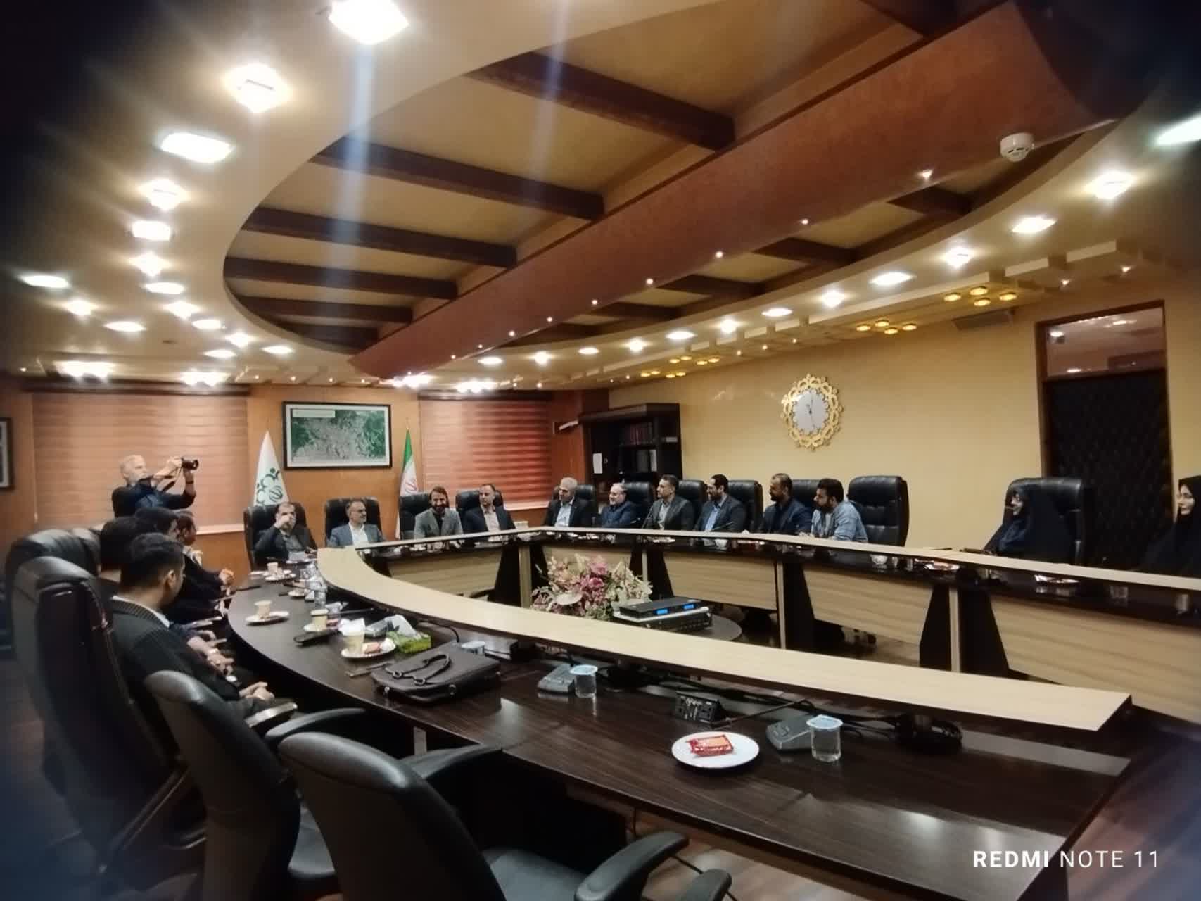 حمایت از نخبگان مسیر پیشرفت و مقاومت کشور را هموار می‌کند 