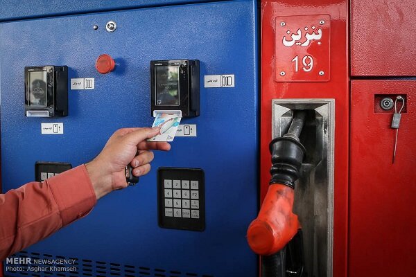 سکوت جایگاه‌داران درباره شناسه‌دار کردن کارت سوخت