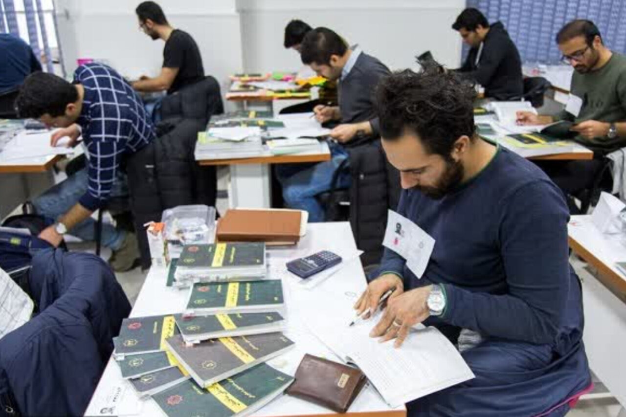 ثبتنام ۱۰ هزار داوطلب در آزمون مهندسی البرز ثبتنام ۱۰ هزار داوطلب در آزمون مهندسی البرز