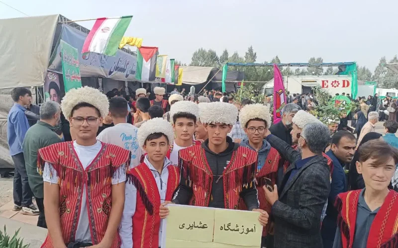 آغاز برنامههای دومین کنگره ملی ۴۰۰۰ شهید گلستان با حضور دانشآموزان گنبدی آغاز برنامههای دومین کنگره ملی ۴۰۰۰ شهید گلستان با حضور دانشآموزان گنبدی