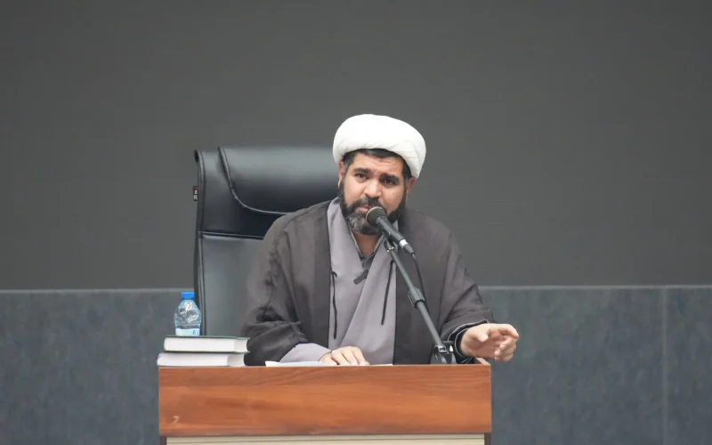 نماز؛ سرچشمه تحول فردی و اجتماعی و محور انسجام جامعه اسلامی