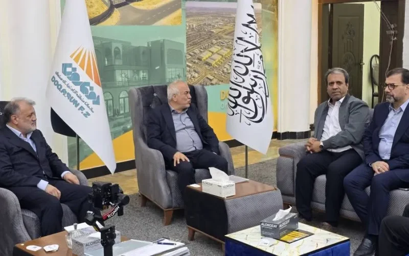 دوغارون باید به محور اصلی تجارت دو کشور تبدیل شود