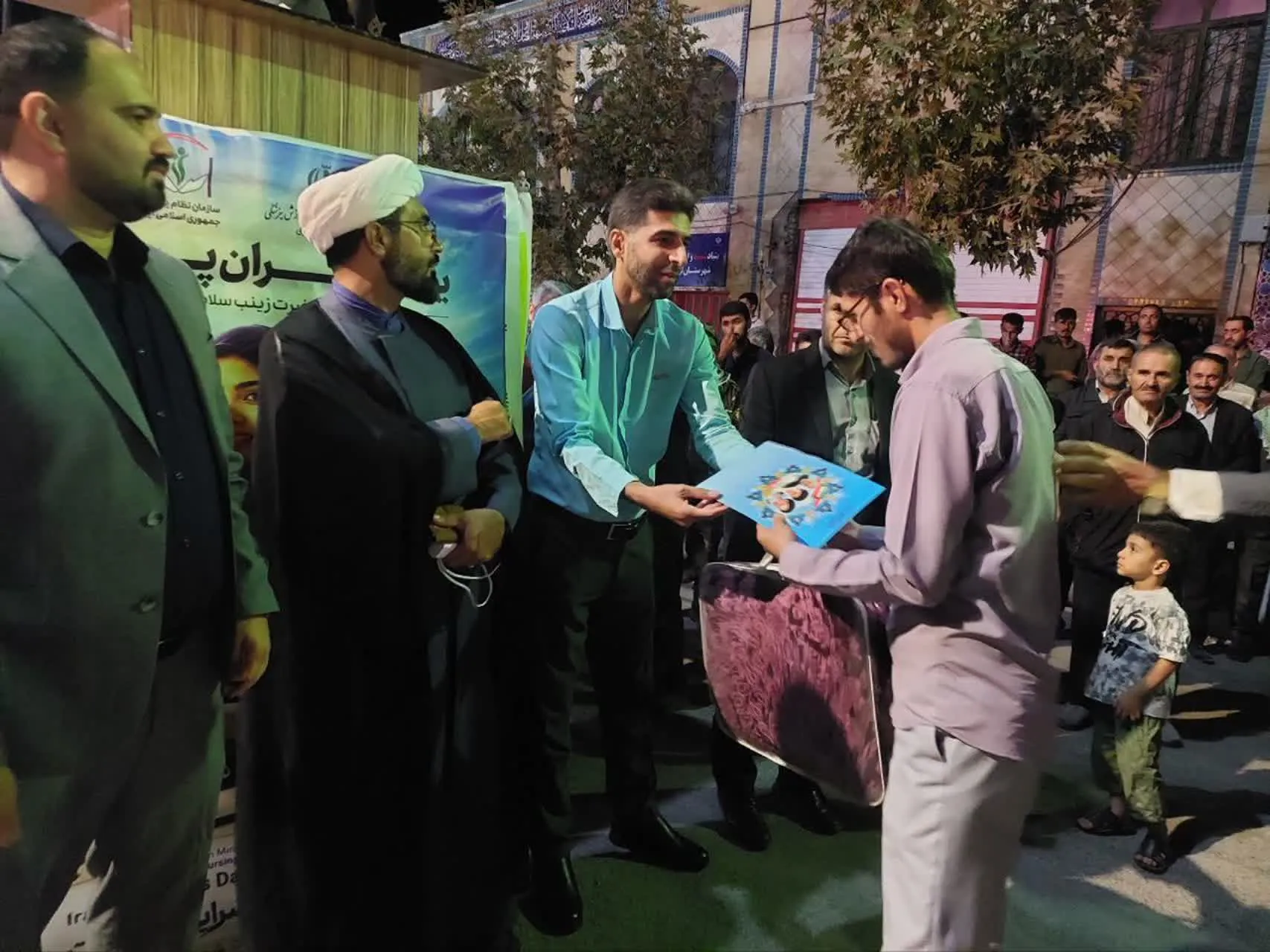 تجلیل از پرستاران بیمارستان شهدا لردگان + عکس
