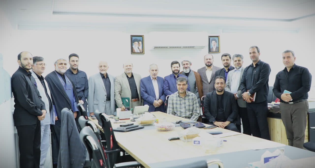 محمدرضا جلیلی معاون فرهنگی و اجتماعی سازمان بسیج اساتید کشور شد/تأکید بر تقویت جبهه علمی و فرهنگی اساتید، تعمیق هویت اسلامی ـ ایرانی و ارتقای نقشآفرینی استادان در عرصه تربیتی و اجتماعی - تصویر 2 محمدرضا جلیلی معاون فرهنگی و اجتماعی سازمان بسیج اساتید کشور شد/تأکید بر تقویت جبهه علمی و فرهنگی اساتید، تعمیق هویت اسلامی ـ ایرانی و ارتقای نقشآفرینی استادان در عرصه تربیتی و اجتماعی - تصویر 2